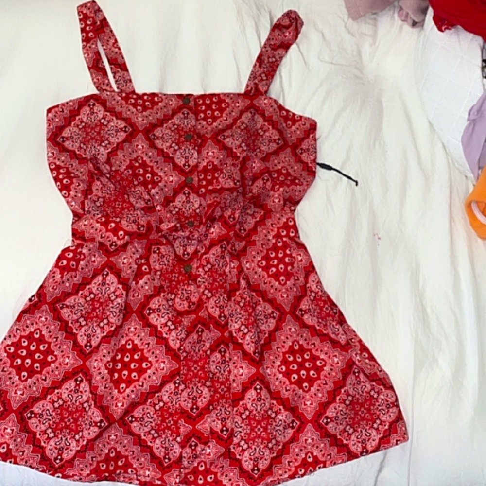 L.i.F.E Red Bandanna Top Size M